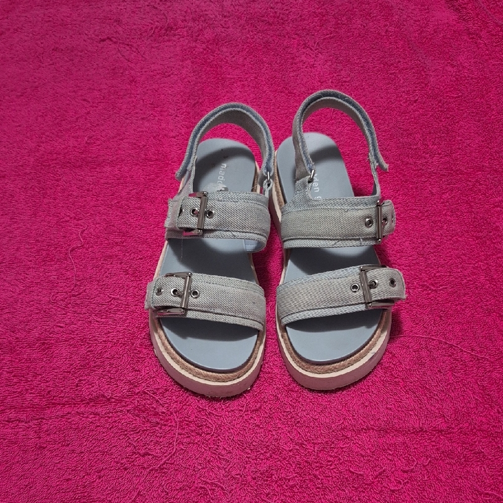 Madden Girl Kids Sandals in Gray with Double Buckle